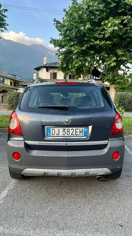 Usata Opel Antara Cosmo 150 CV (110 kW) 2007 SUV