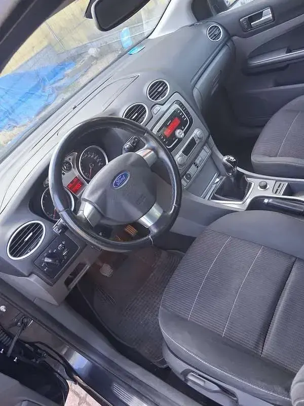 Usata Ford Focus Titanium 145 CV (106 kW) 2009 Station wagon