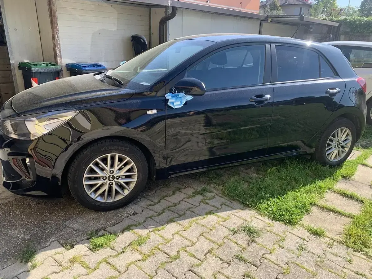 Usata Kia Rio 84 CV (61 kW) 2019 Berlina