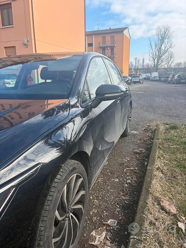 Usata VW Golf VIII 2024 Nero Berlina