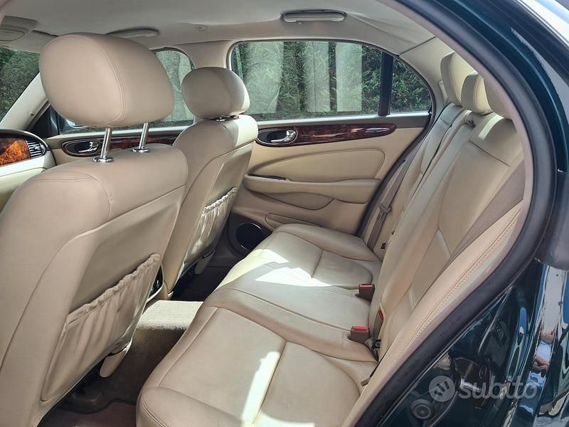 Usata Jaguar XJ6 S 238 CV (175 kW) 2003 Verde Berlina
