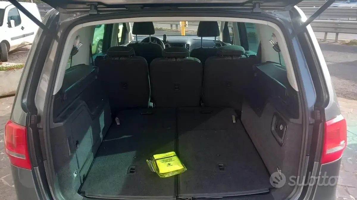 Usata VW Sharan Highline 140 CV (102 kW) 2013 Grigio Monovolume