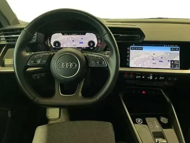 Usata Audi A3 Advanced 150 CV (110 kW) 2023 Argento Berlina