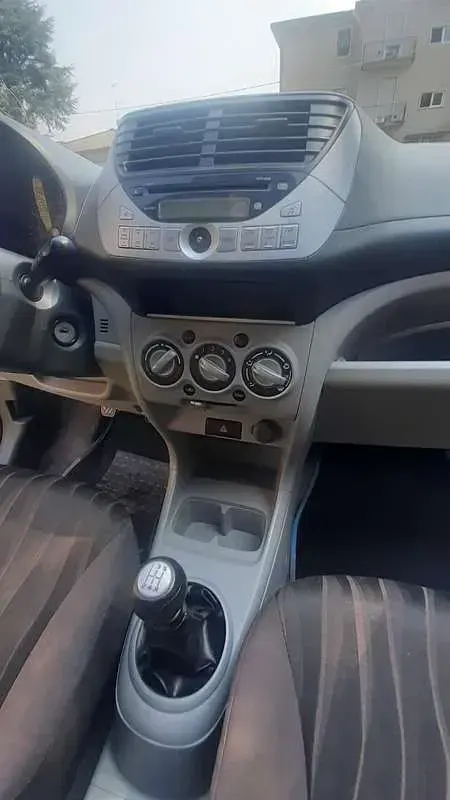 Usata Nissan Pixo 68 CV (50 kW) 2009 Utilitaria