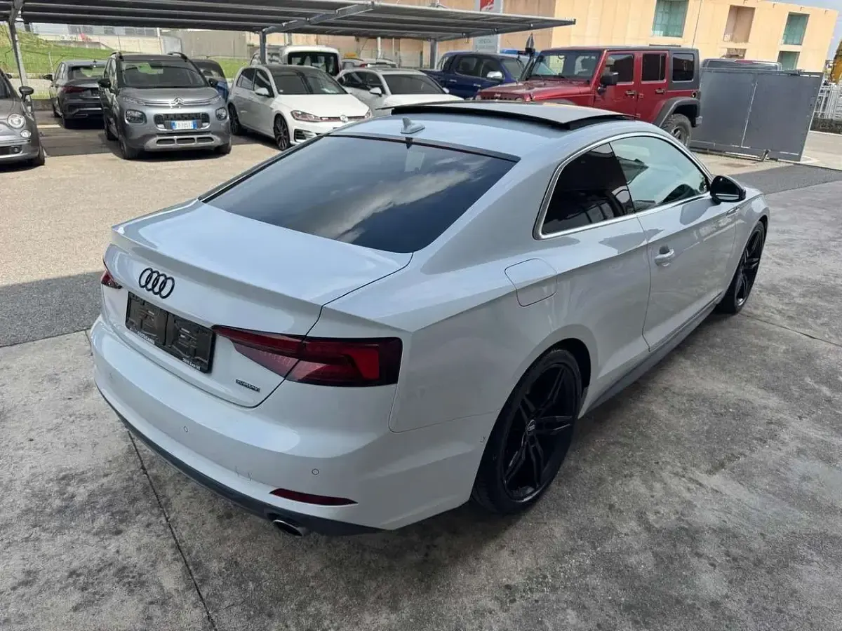 Usata Audi A5 S-Line 245 CV (180 kW) 2019 Bianco Coupé