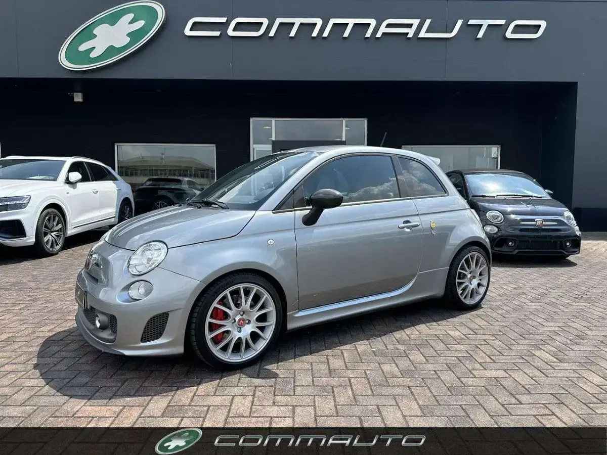 Usata Abarth 695 179 CV (131 kW) 2011 Grigio Utilitaria