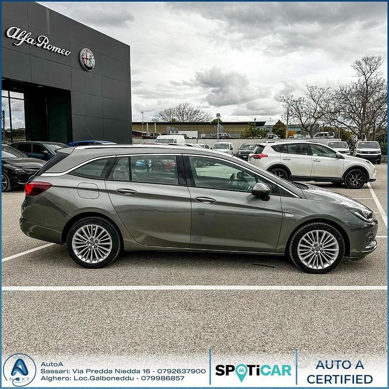 Usata Opel Astra Business 105 CV (77 kW) 2019 Grigio Station wagon