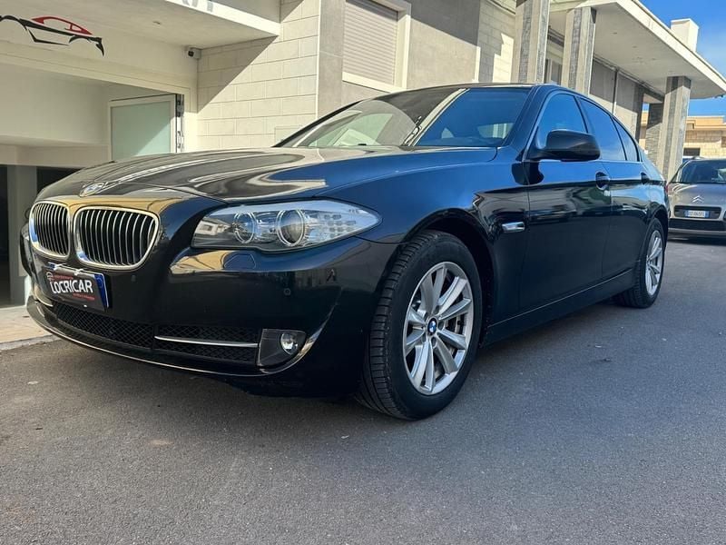 Usata BMW 520 184 CV (135 kW) 2012 Nero Berlina