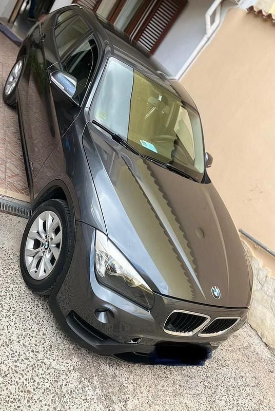 Grigio Usata 2013 BMW X1 Efficient Dynamics SUV | 6000 € (Super prezzo) - Immagine 1/4