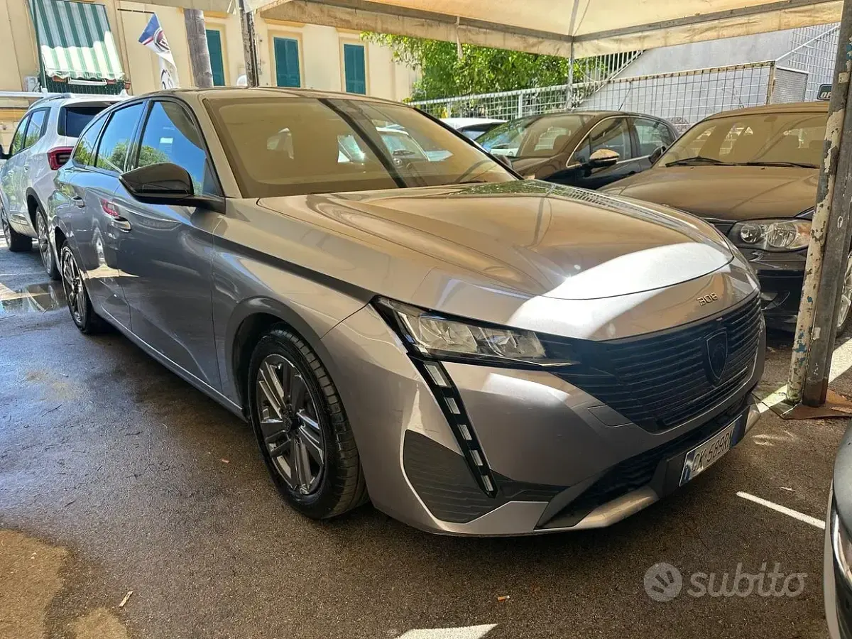 Usata Peugeot 308 Allure 131 CV (96 kW) 2022 Grigio Station wagon