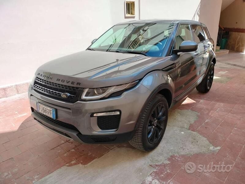 Usata Land Rover Range Rover evoque 150 CV (110 kW) 2017 Grigio SUV