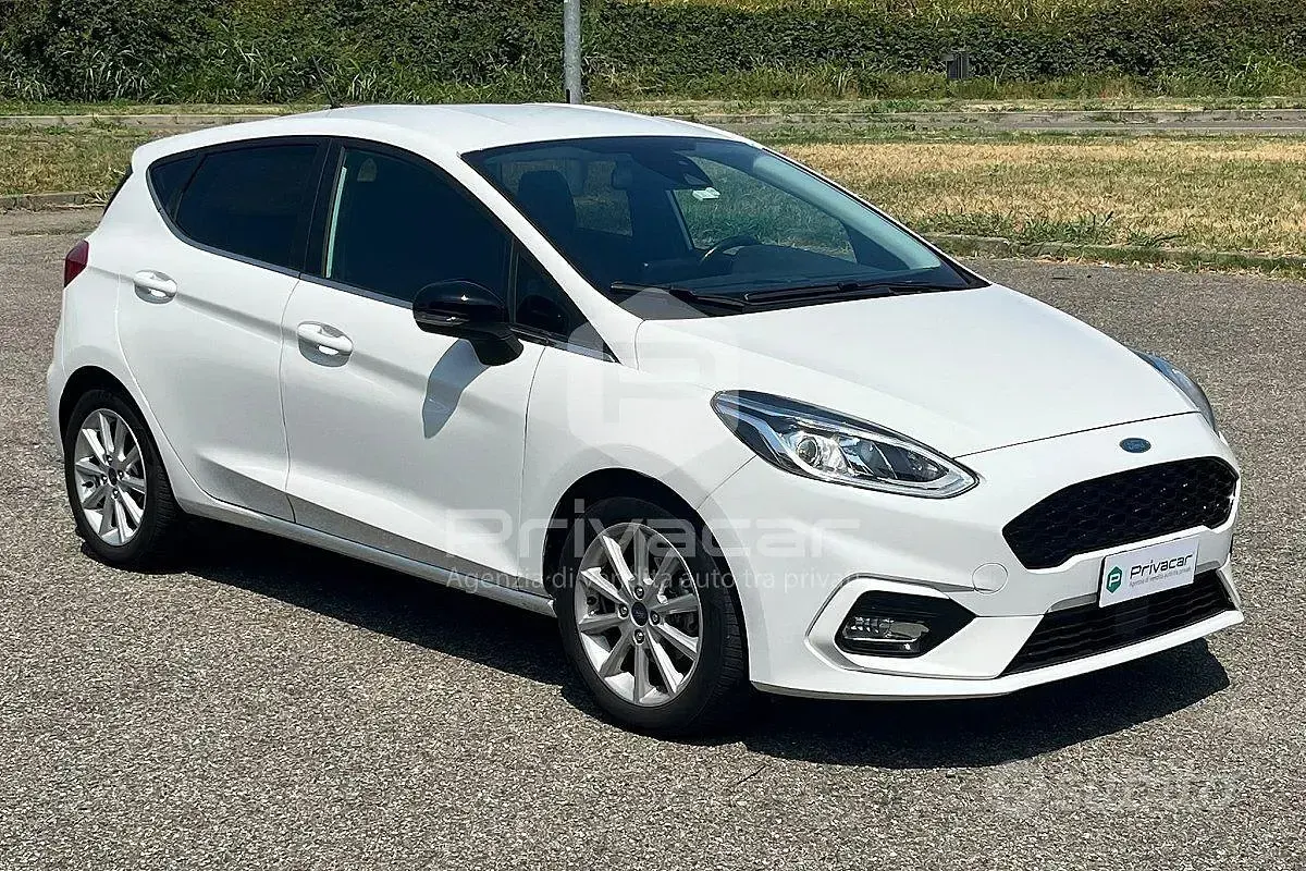 Usata Ford Fiesta Vignale 86 CV (63 kW) 2019 Bianco Utilitaria
