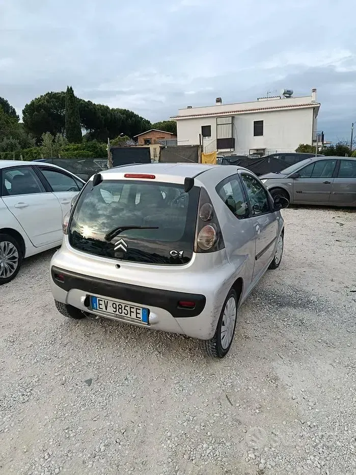 Gebraucht Citroën C1 54 PS (39 kW) 2007 Grau Kleinwagen