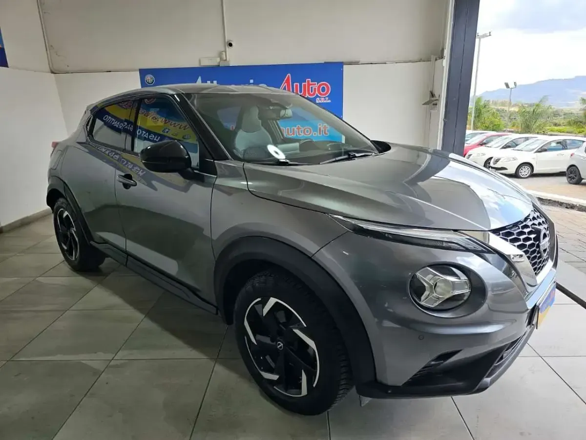 Usata Nissan Juke N-Connecta 114 CV (83 kW) 2024 Grigio SUV