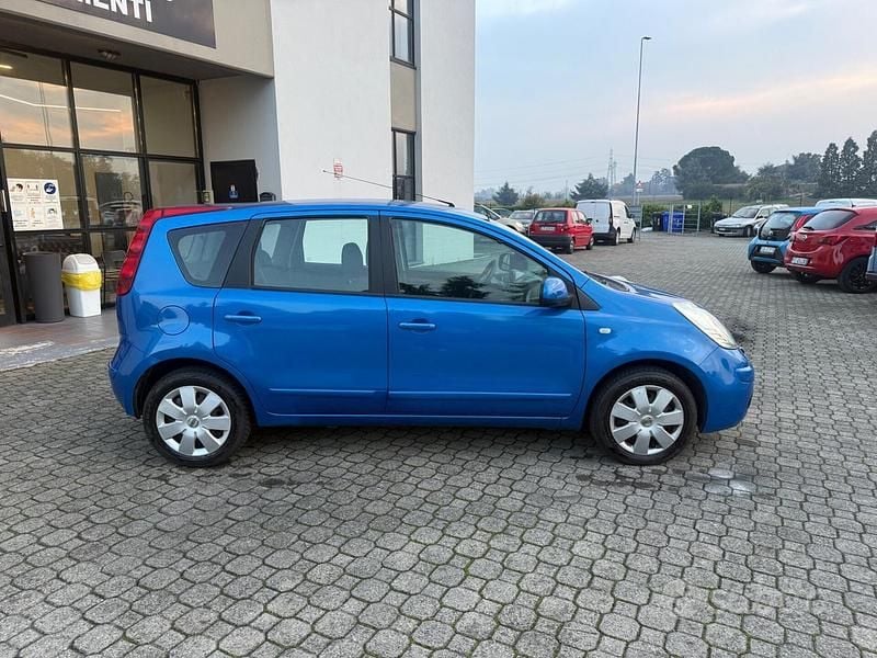 Usata Nissan Note Acenta 88 CV (64 kW) 2006 Blu Monovolume