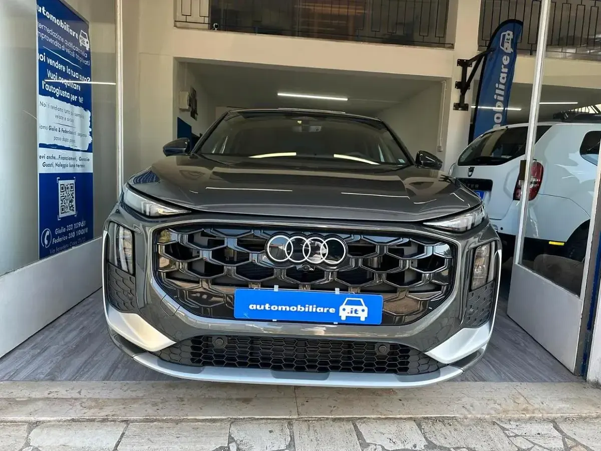Nuova Audi Q3 Sportback S-Line 150 CV (110 kW) 2026 Grigio SUV