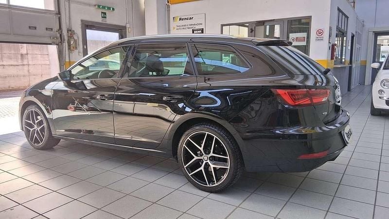 Usata Seat Leon ST FR 131 CV (96 kW) 2020 Nero micalizzato Station wagon