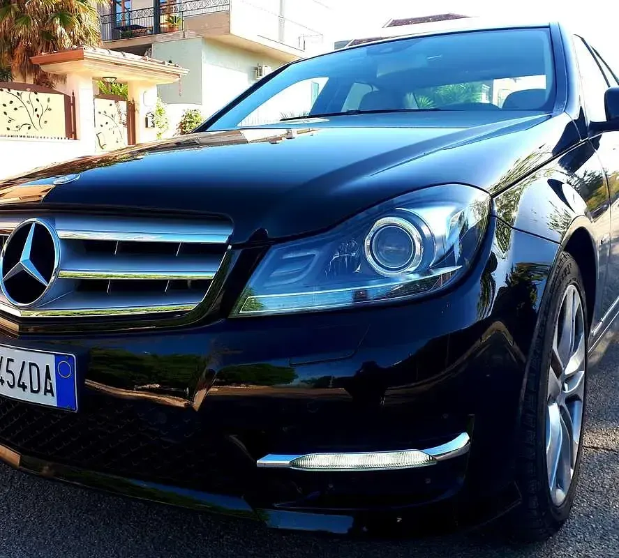 Usata Mercedes C220 Avantgarde 170 CV (125 kW) 2011 Berlina