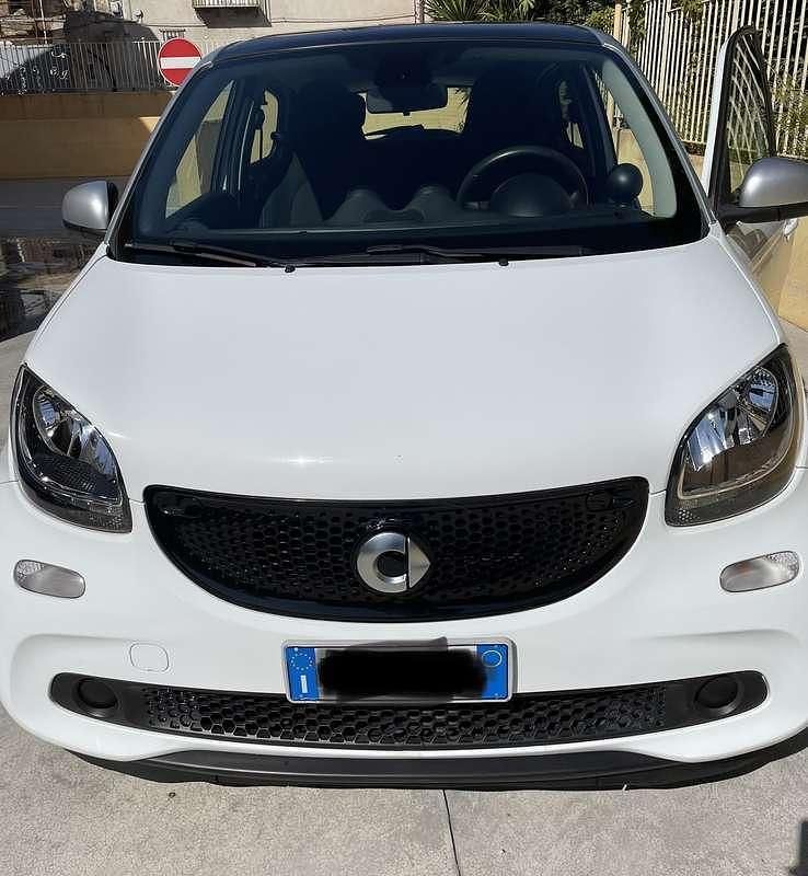 Usata 2017 Smart ForFour Passion Due volumi | 13.000 € (Buon prezzo) - Immagine 1/4
