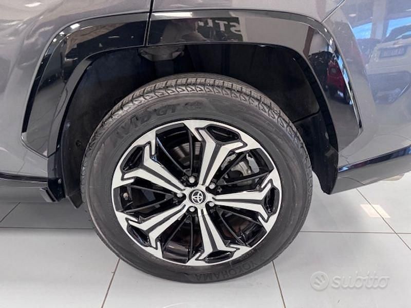 Usata Toyota RAV4 Hybrid Style 306 CV (225 kW) 2021 Grigio SUV