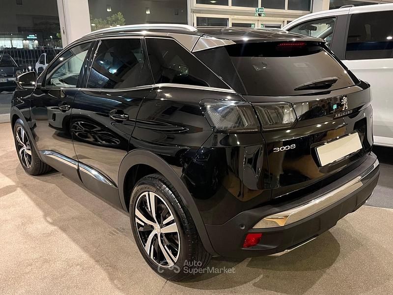 Usata Peugeot 3008 GT-line 131 CV (96 kW) 2021 Nero SUV