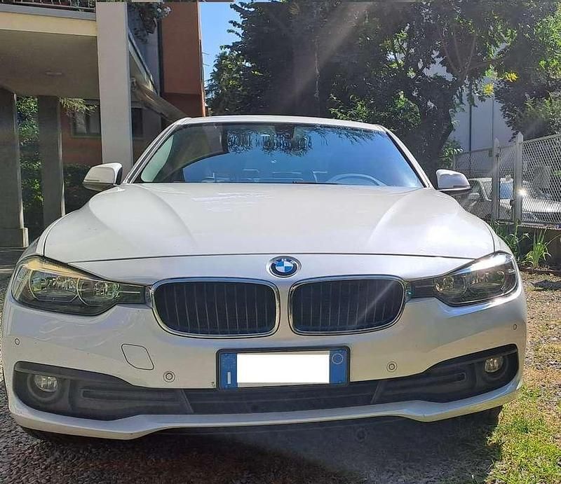 Usata BMW 318 150 CV (110 kW) 2017 Berlina