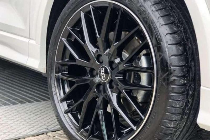 Usata Audi Q2 Design 116 CV (85 kW) 2018 Bianco SUV