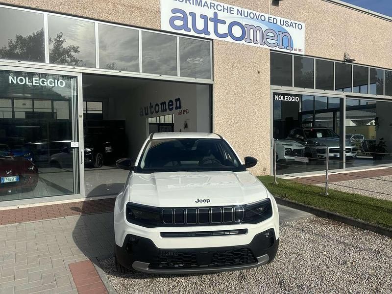 Nero Usata 2024 Jeep Avenger Summit SUV | 24.600 € (Buon prezzo) - Immagine 1/4