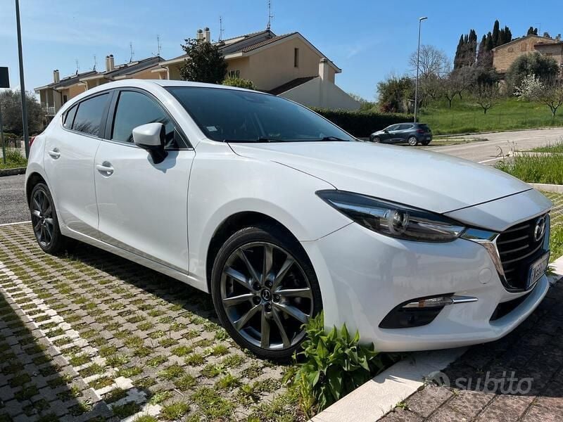 Usata Mazda 3 Evolve 101 CV (74 kW) 2018 Bianco Berlina