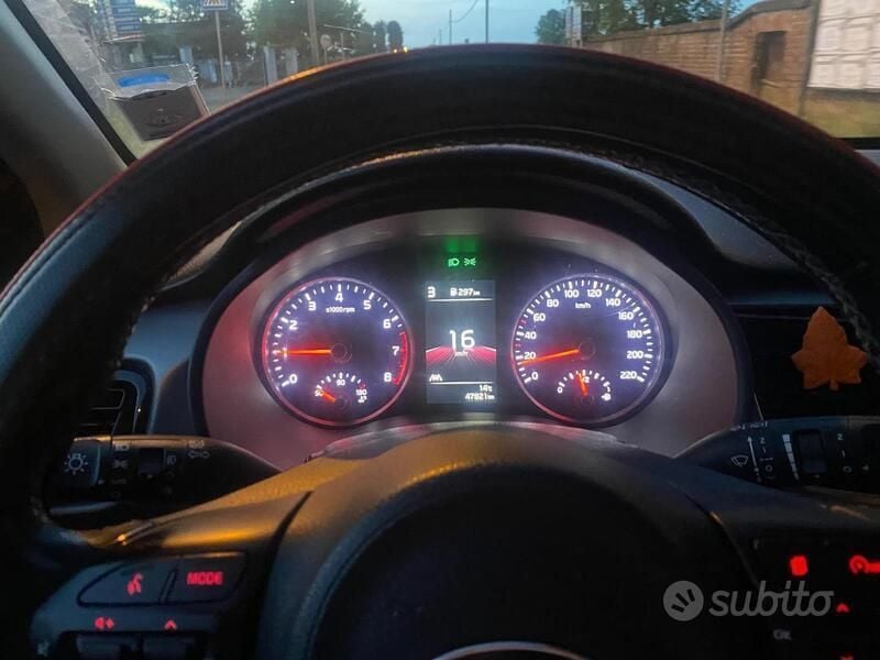 Usata Kia Rio 100 CV (73 kW) 2021 Blu Utilitaria