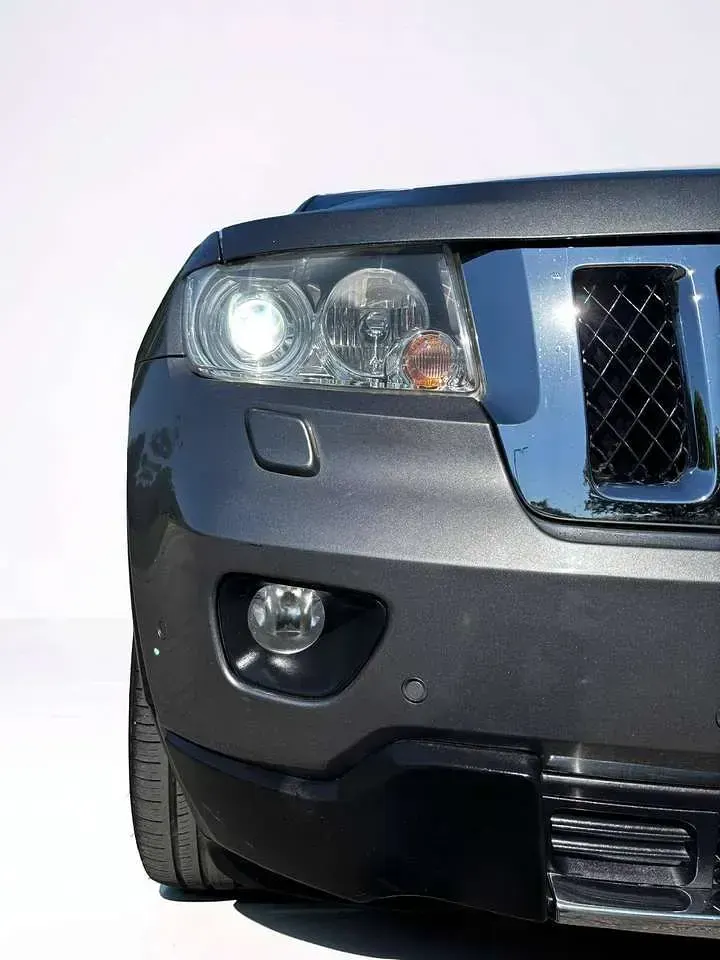 Usata Jeep Grand Cherokee Overland 241 CV (177 kW) 2013 Grigio SUV