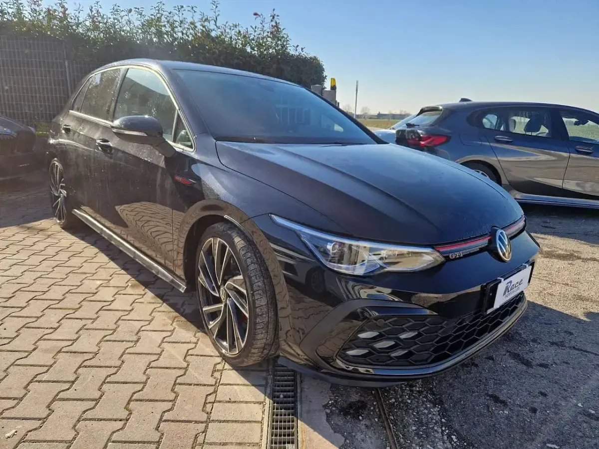 Usata VW Golf VIII GTI 245 CV (180 kW) 2023 Nero Berlina