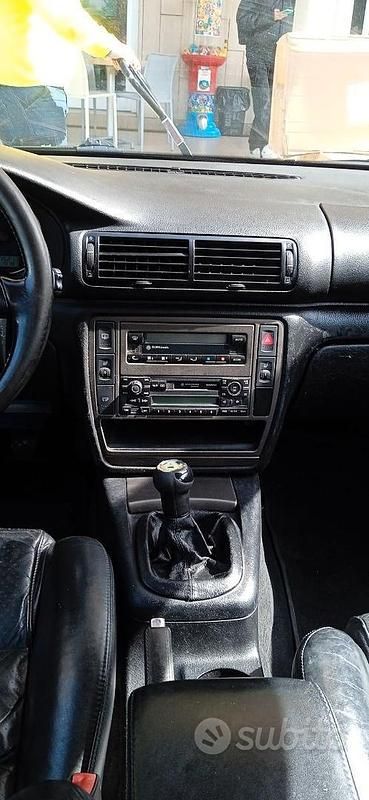 Usata VW Passat 130 CV (95 kW) 2002 Grigio Station wagon