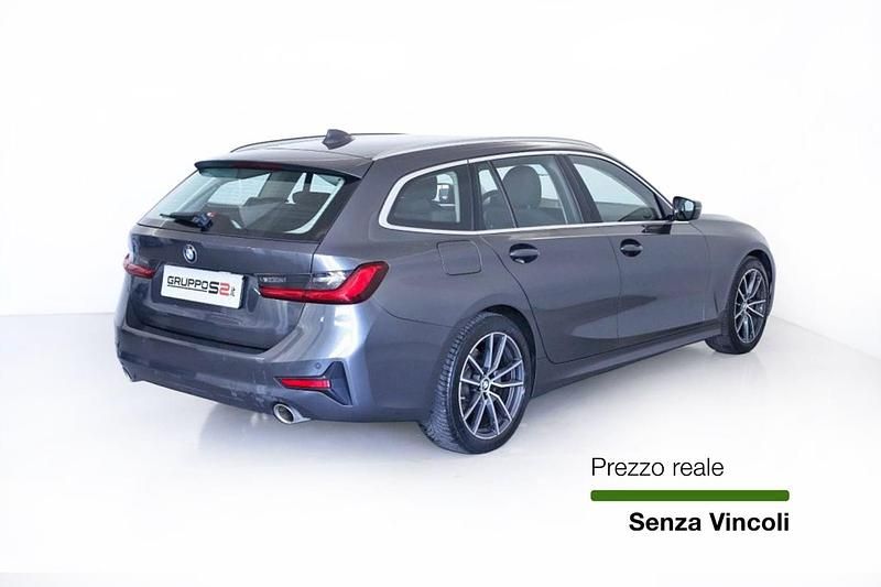 Usata BMW 320e Advantage 190 CV (139 kW) 2021 Gray Station wagon