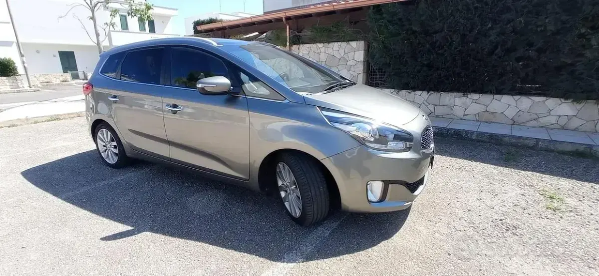 Usata Kia Carens 141 CV (103 kW) 2016 Monovolume
