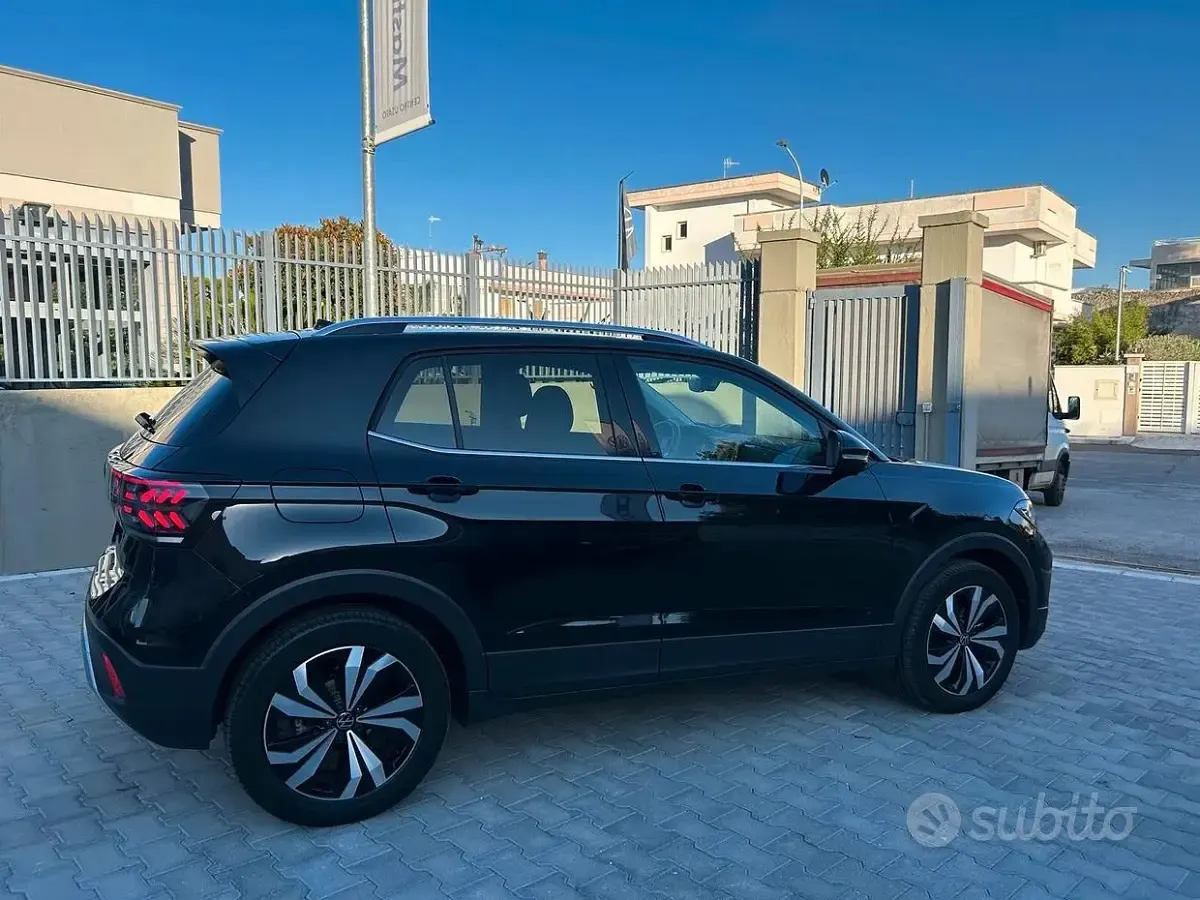 Usata VW T-Cross Style 116 CV (85 kW) 2024 Nero SUV