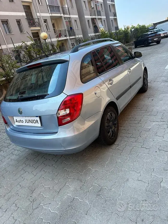 Usata Skoda Fabia Style 90 CV (66 kW) 2011 Viola Station wagon