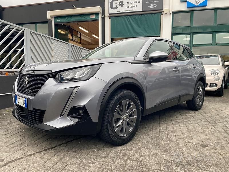Usata Peugeot 2008 Allure 131 CV (96 kW) 2020 Grigio SUV