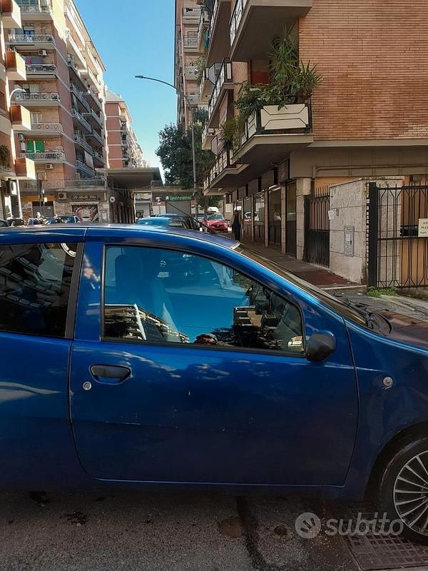 Usata Fiat Punto 60 CV (44 kW) 2002 Blu Berlina