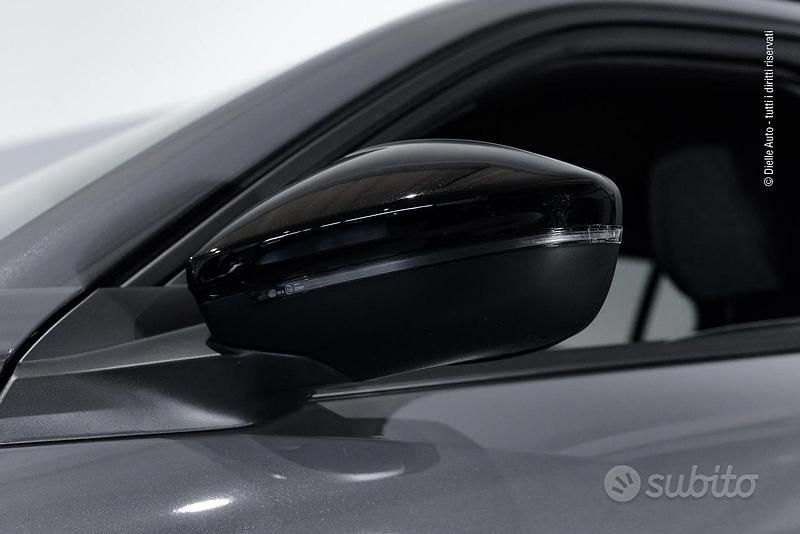 Nuova Peugeot 2008 Allure 145 CV (106 kW) 2025 Rosso SUV