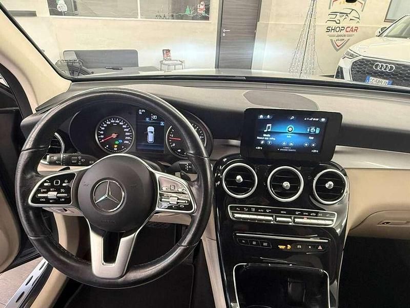 Usata Mercedes GLC220 Executive 163 CV (119 kW) 2020 Grigio SUV
