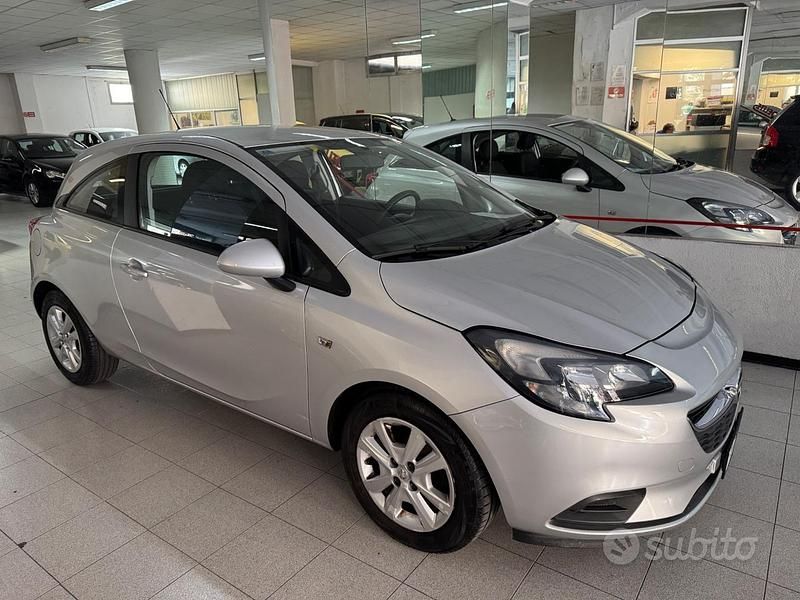 Argento Usata 2015 Opel Corsa Tre volumi | 6500 € (Cara) - Immagine 1/4