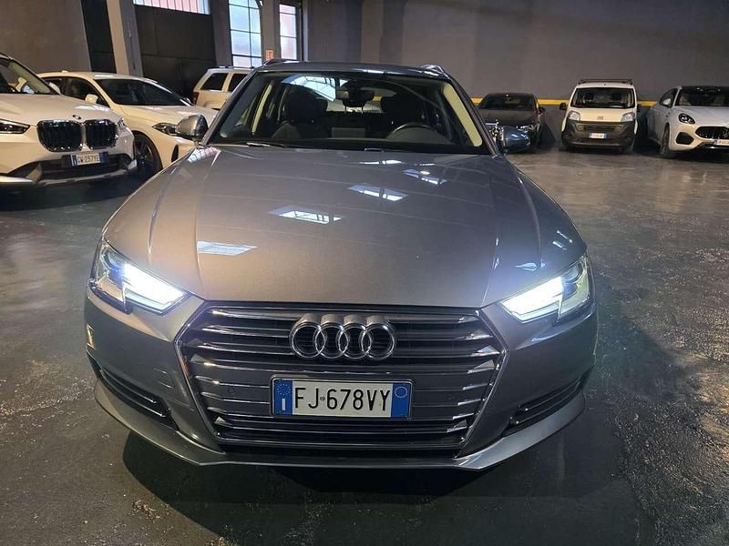 Usata Audi A4 Design 150 CV (110 kW) 2017 Grigio monsone met. Station wagon