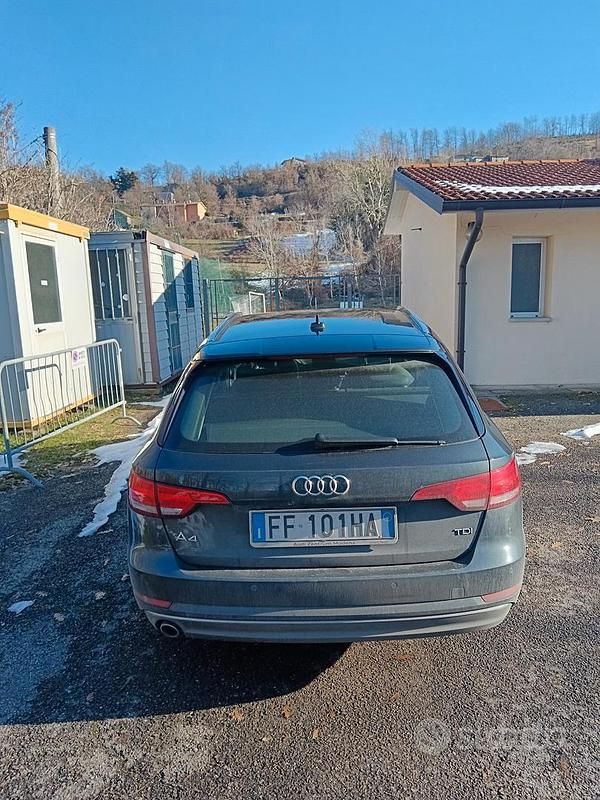 Usata Audi A4 Business 122 CV (89 kW) 2016 Grigio Station wagon