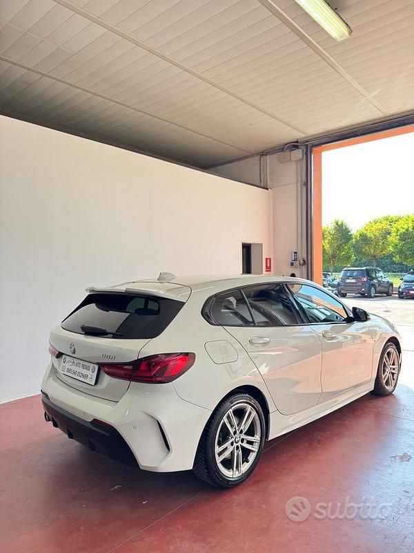 Usata BMW 116 M Sport 116 CV (85 kW) 2021 Bianco Utilitaria