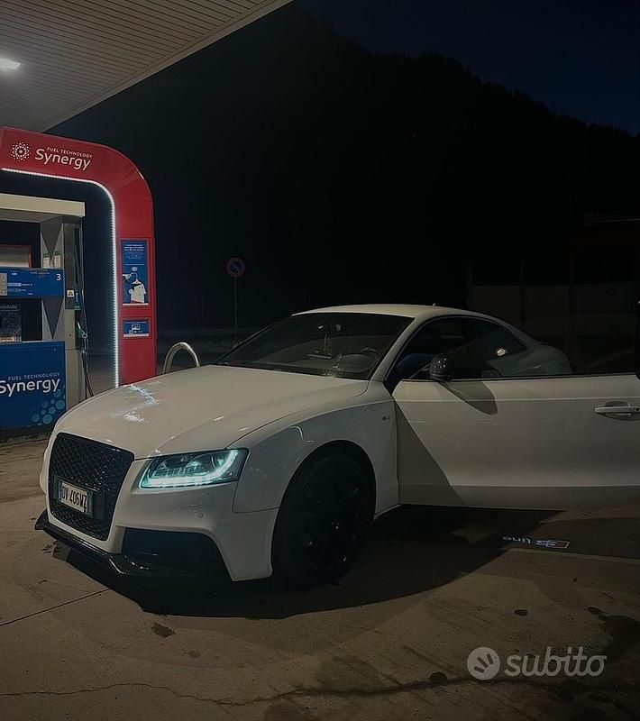 Bianco Usata 2010 Audi A5 Cabriolet S-Line Cabrio | 9900 € - Immagine 1/4