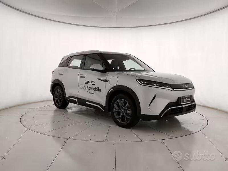 Nuova BYD Atto 2 Active 64 kW (88 CV) 2025 Beige SUV