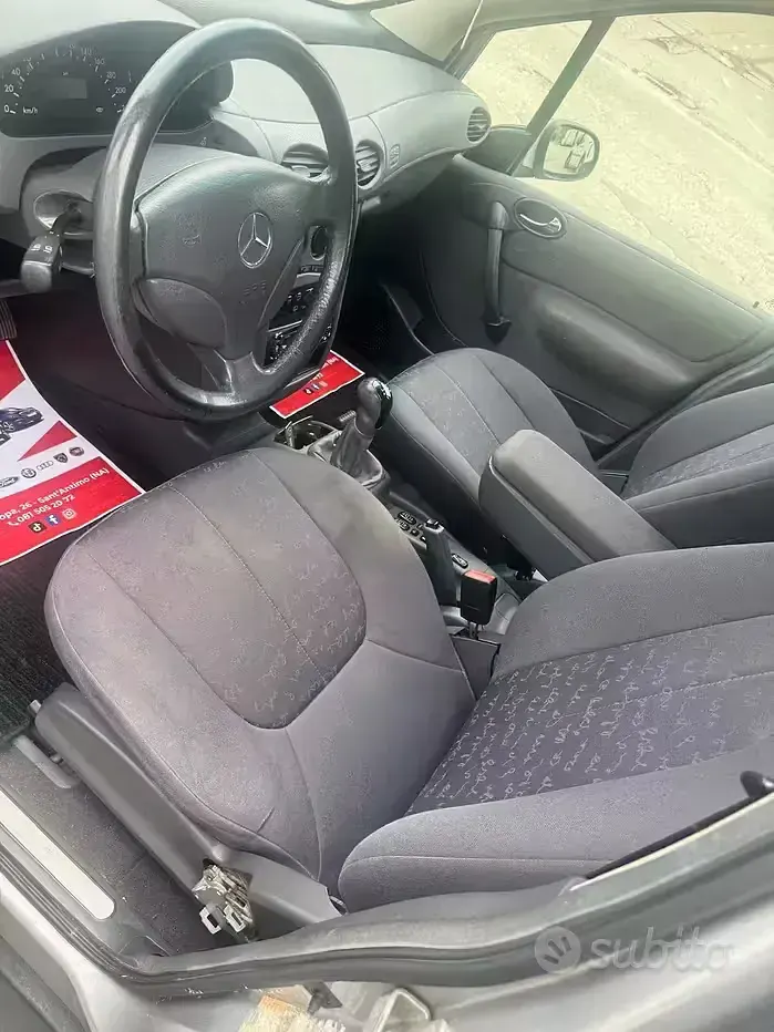 Usata Mercedes A160 Classic 102 CV (75 kW) 2000 Grigio Utilitaria