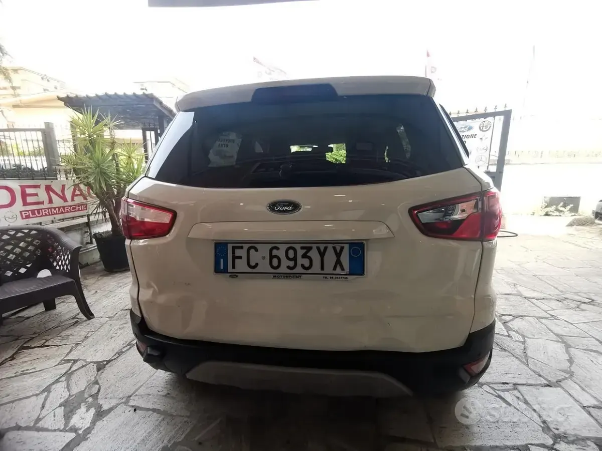 Usata Ford Ecosport Business Edition 95 CV (69 kW) 2016 Bianco SUV