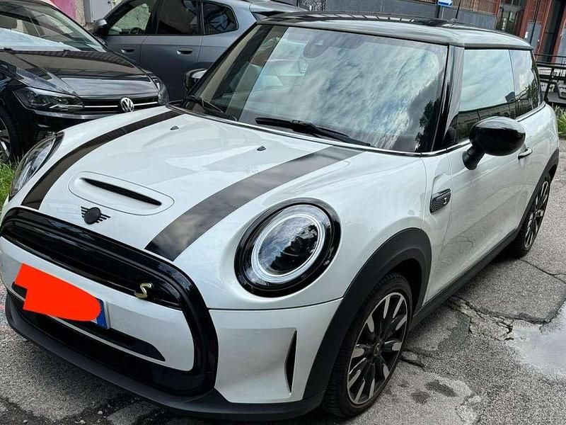 Usata Mini Cooper SE 75 kW (102 CV) 2023 Bianco Utilitaria